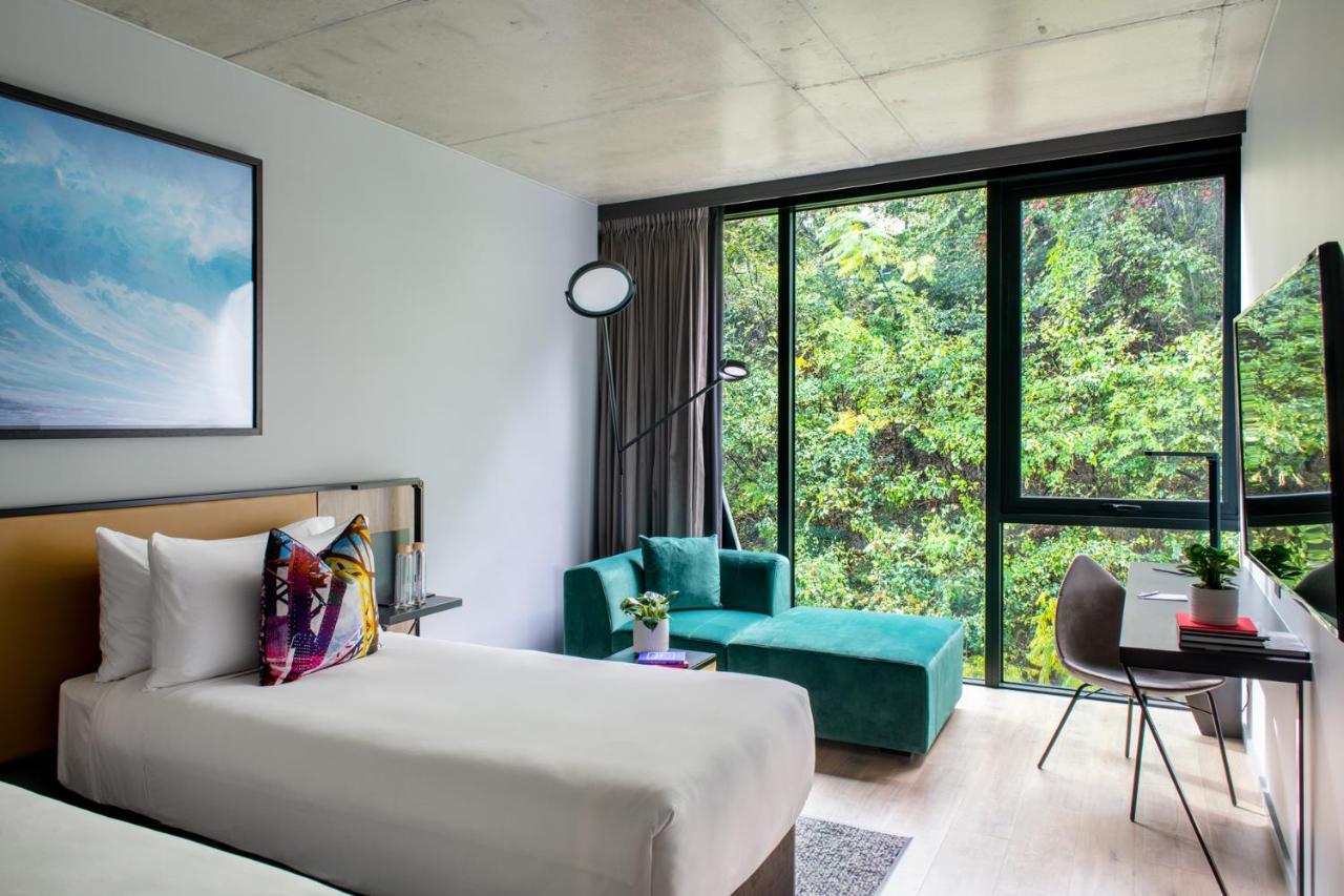 Crystalbrook Vincent Brisbane Exterior foto Deluxe Room