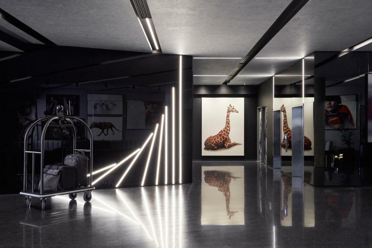 Crystalbrook Vincent Brisbane Exterior foto The Giraffe, 2015