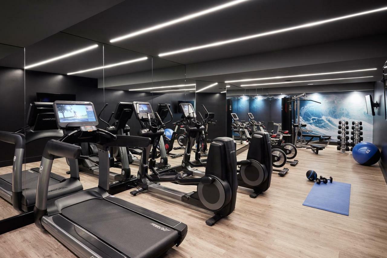 Crystalbrook Vincent Brisbane Exterior foto The gym at the hotel